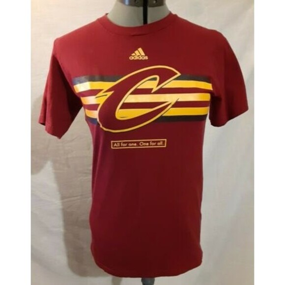 Women’s Adidas Cleveland Cavs Basketball NBA Red / Gold T Shirt Top Size Small - Picture 1 of 5